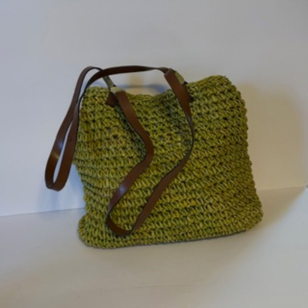 Vintage Liz Claiborne Green Corn Husk Straw Tote with Brown Leather Straps